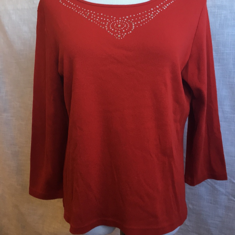 VG First Issue Red 3/4 Sleeve T Shirt Glam Details
